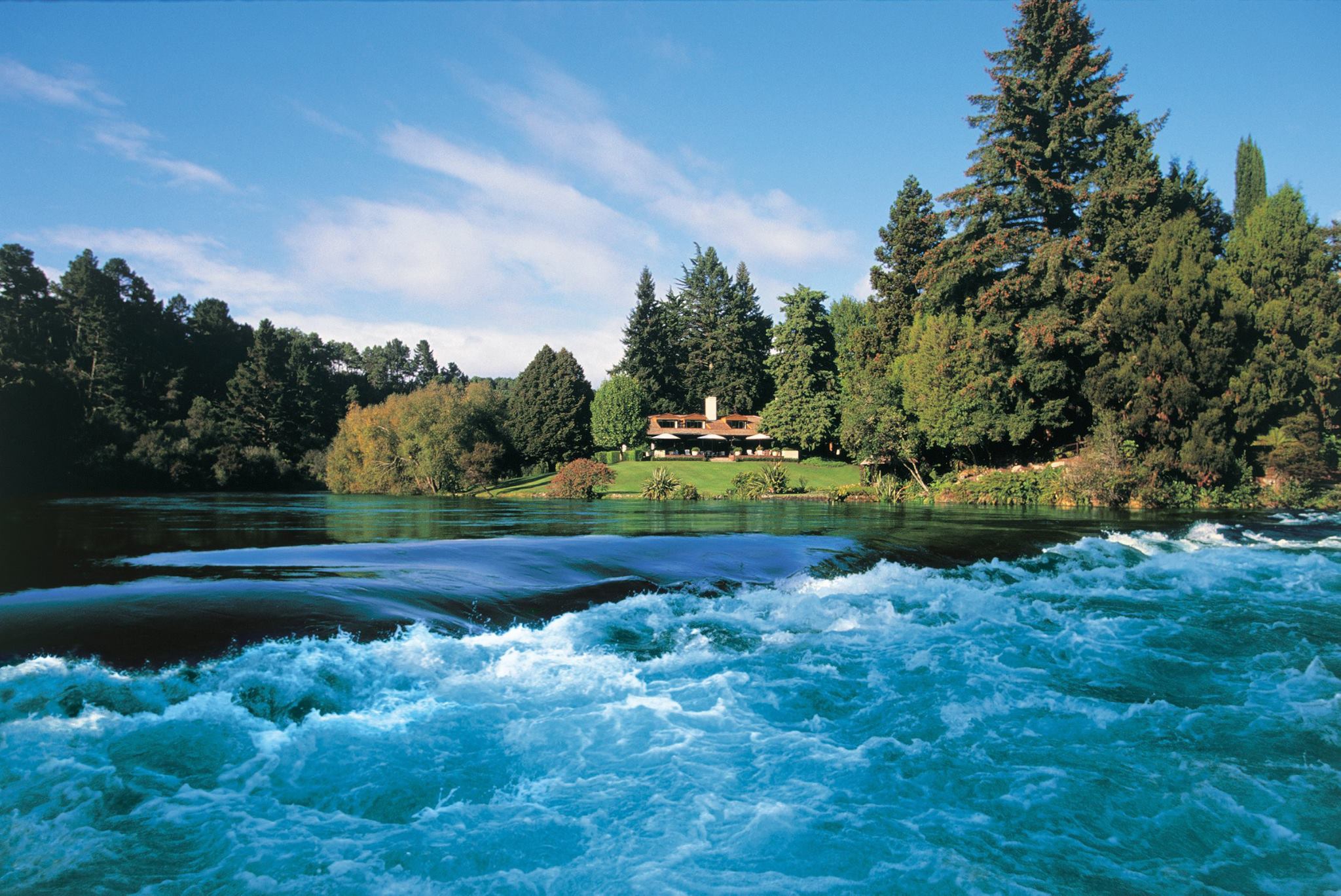 Huka Lodge - exterior 