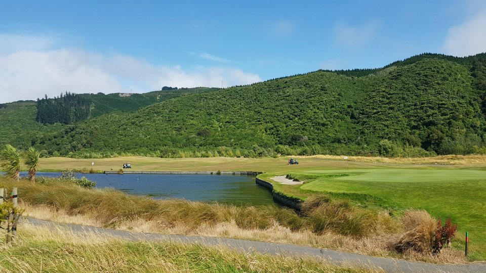 <h2>2019 New Zealand & Sydney Golf Cruise</h2>Azamara Quest (Jan)