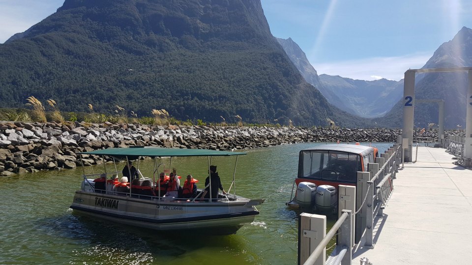 <h2>2019 New Zealand & Sydney Golf Cruise</h2>Azamara Quest (Jan)